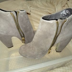 Steve Madden Suede Booties Size 5.5